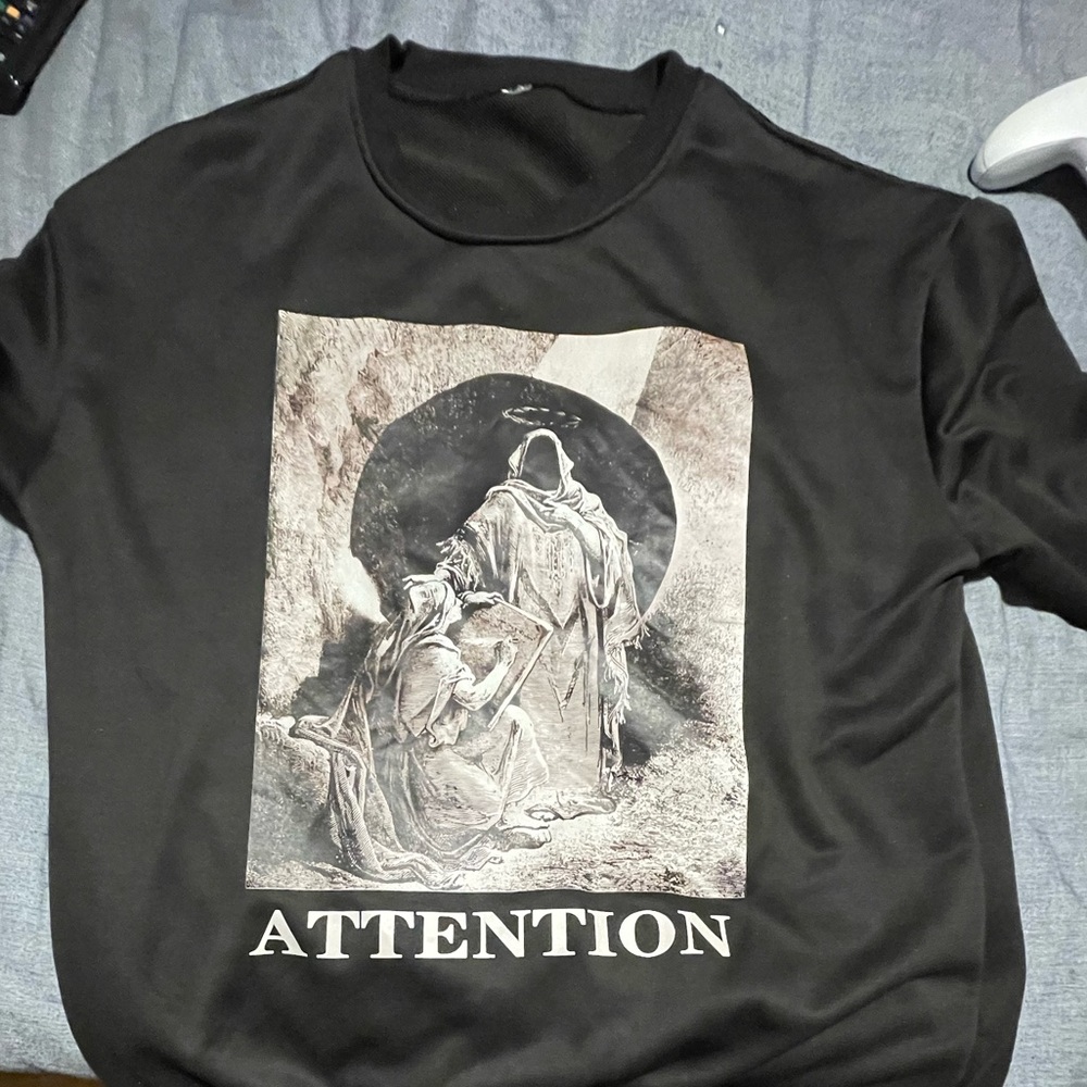 Black Graphic Crewneck with Attention Print